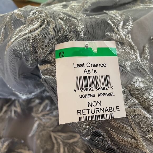La Femme Formal Gown 3/4 Sleeves Silver Embroidered Mesh A-Line Size 14 NWT - Picture 12 of 13